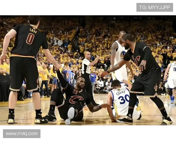 2019年NBA总决赛勇士与骑士的巅峰对决回顾与精彩瞬间分析