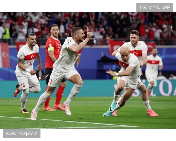 世界杯巅峰对决西班牙与德国的荣耀之战即将上演 世界杯巅峰对决西班牙与德国的荣耀之战即将上演