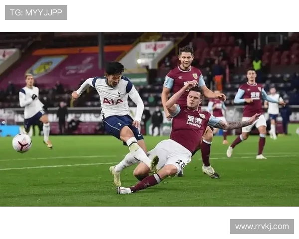 西布罗姆与博尔顿精彩对决比赛录像回顾与分析