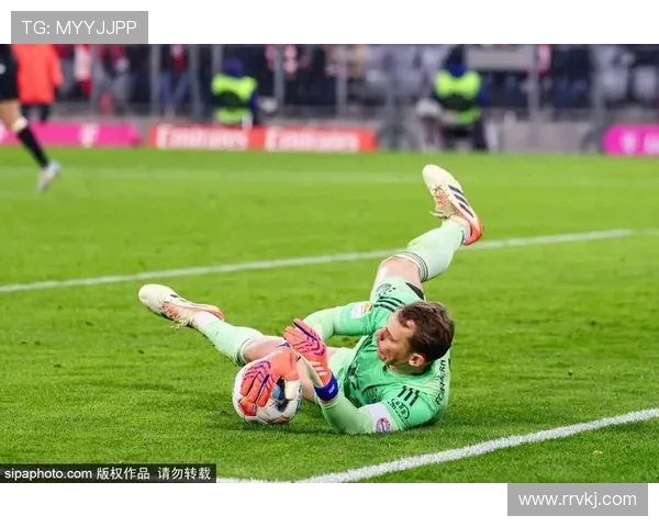 诺伊尔重伤无缘本赛季拜仁迅速求助德赫亚补缺