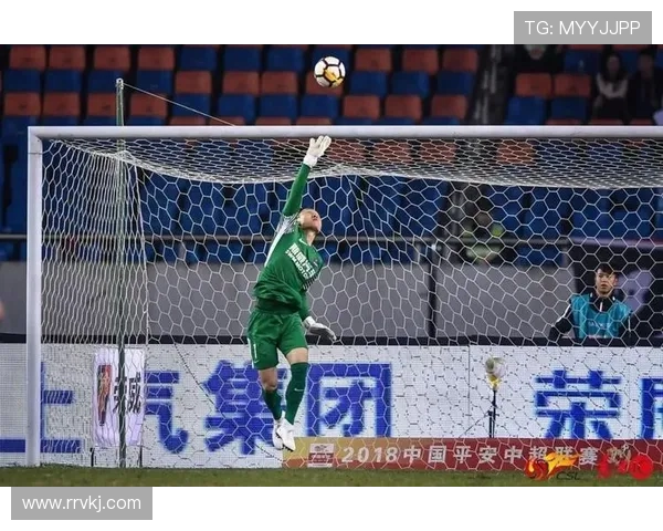 重庆足球队在全国耐力排行榜中荣登第九名展现出强大体能实力