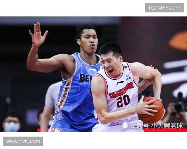 顿克奎与克莱蒙激战正酣谁能在这场较量中笑到最后