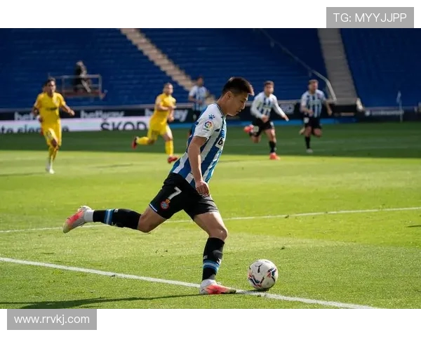 马拉加与多特蒙德比赛结果引发争议令人质疑真实性与公正性