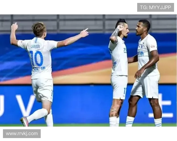 鲁能与大连精彩对决免费直播全程回顾与赛后分析