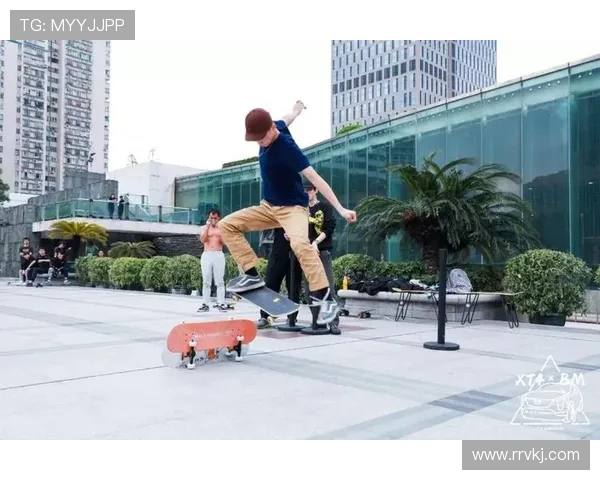 滑板文化的碰撞与融合:深入广州滑板队的激情与梦想 滑板文化的碰撞与融合:深入广州滑板队的激情与梦想