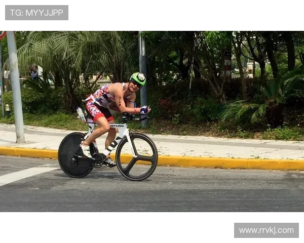 赛后分析：上海篮球队与广州篮球队的耐力对决全景回顾