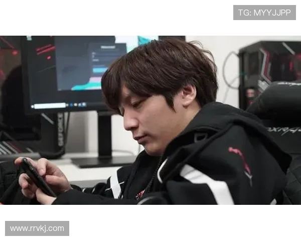 深入探讨DOTA2战队WE的战术创新与技术解析